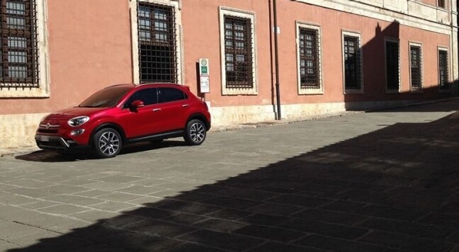 La prima foto della crossover italiana