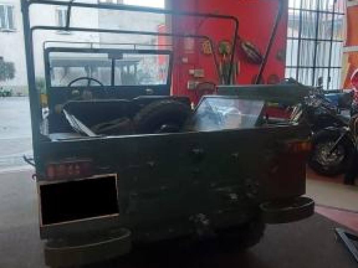 image desc