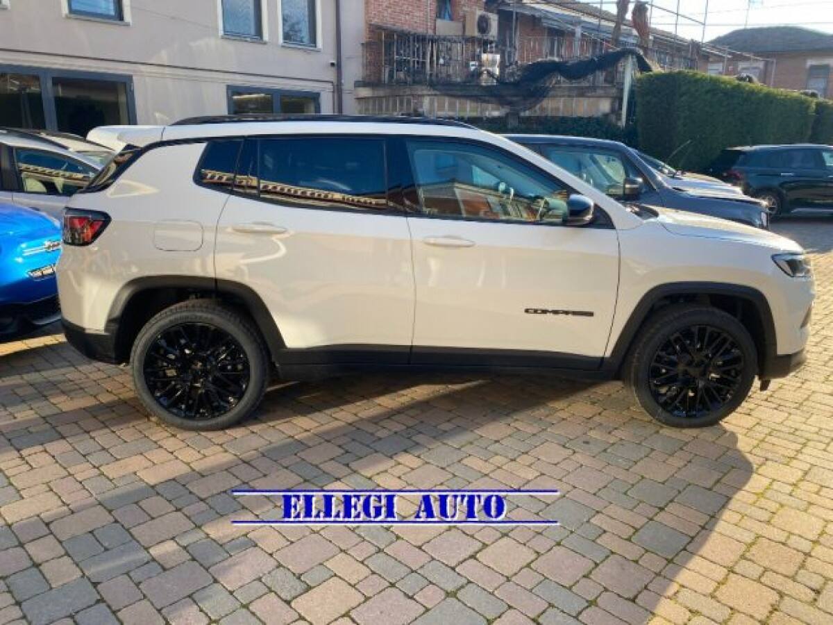 JEEP Compass 2ª serie Usata prezzo e caratteristiche tecniche Auto Usate