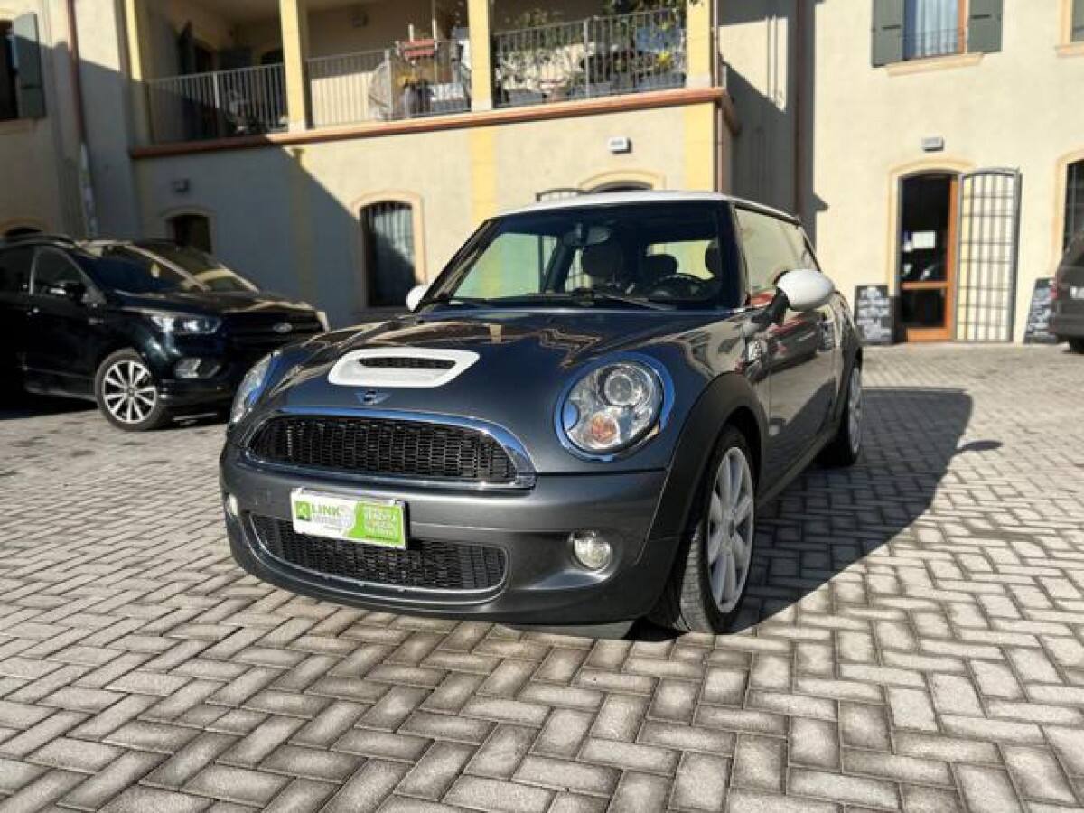 MINI Mini (R56) Usata prezzo e caratteristiche tecniche Auto Usate