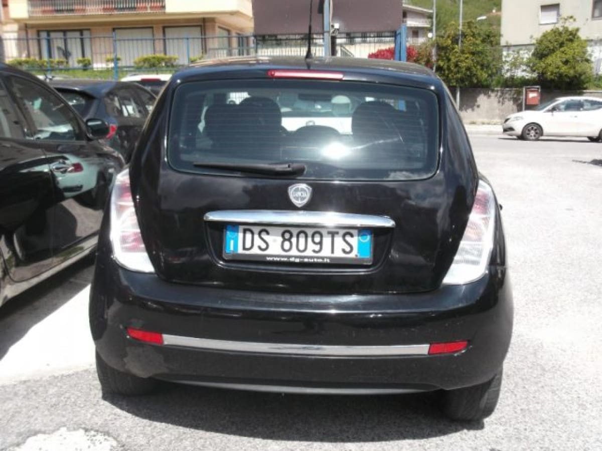 image desc