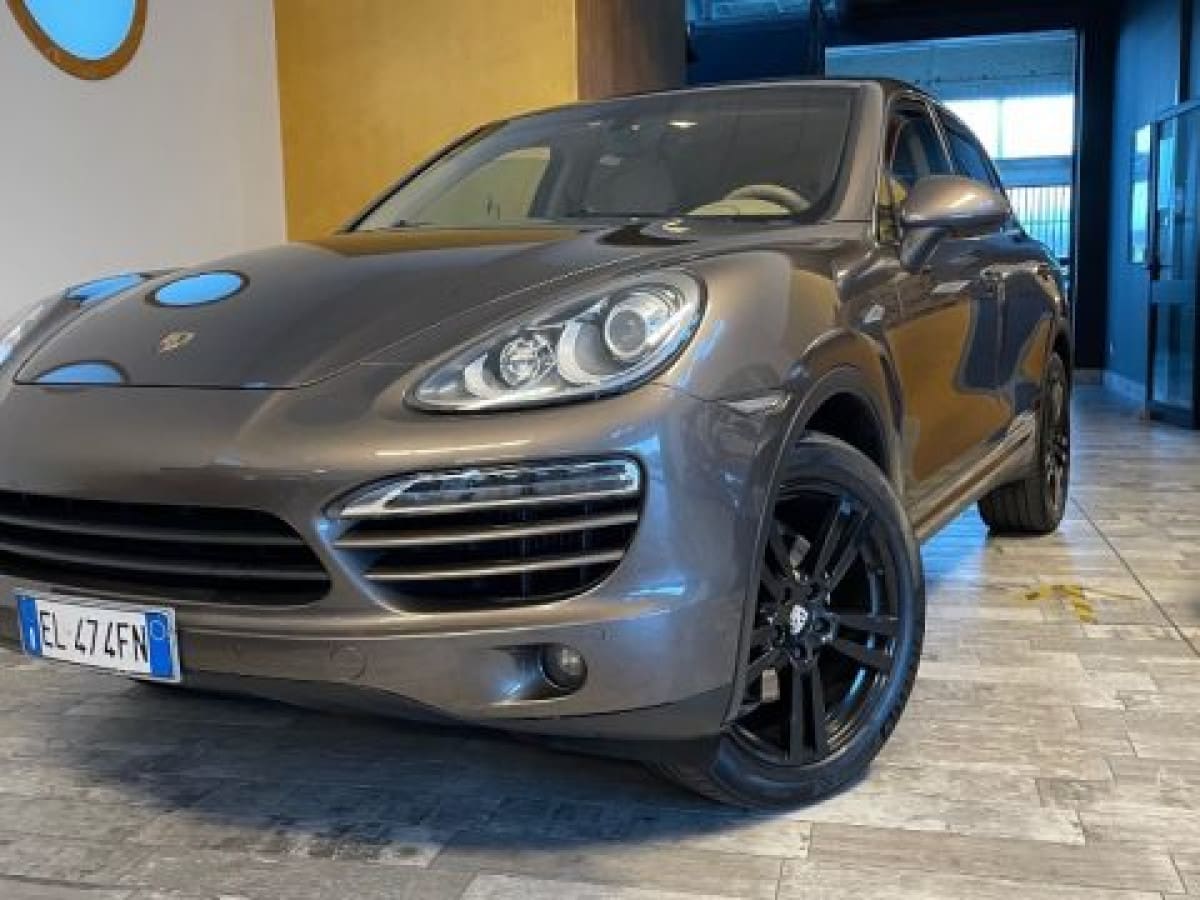 PORSCHE Cayenne 2ªs.\'10\'18 Usata prezzo e caratteristiche tecniche