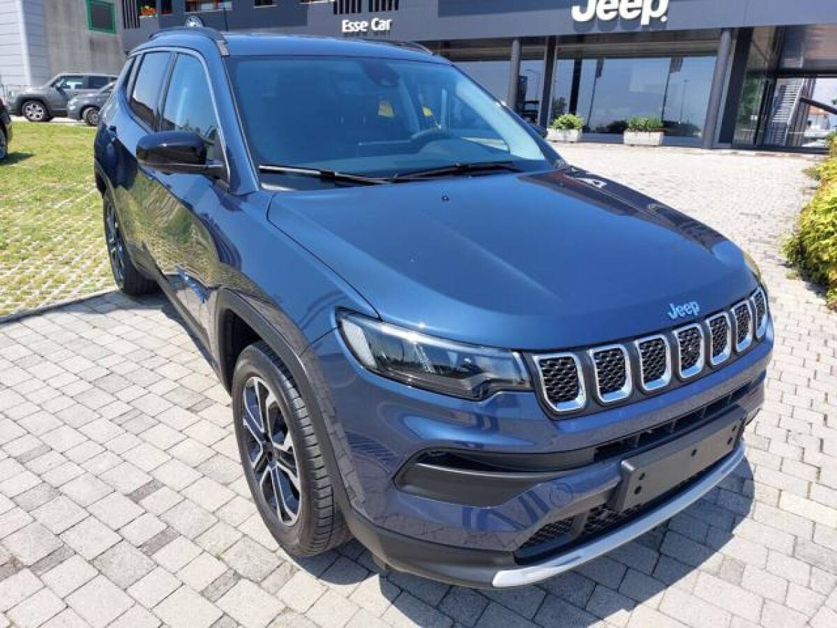 JEEP Compass 2ª serie Usata prezzo e caratteristiche tecniche Auto Usate