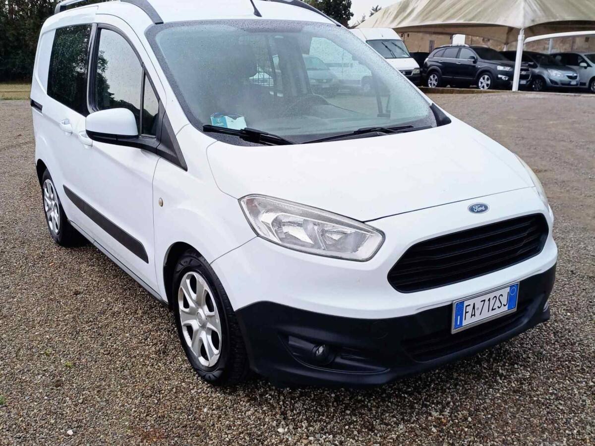 FORD Tourneo Courier 1ªs Usata prezzo e caratteristiche tecniche Auto