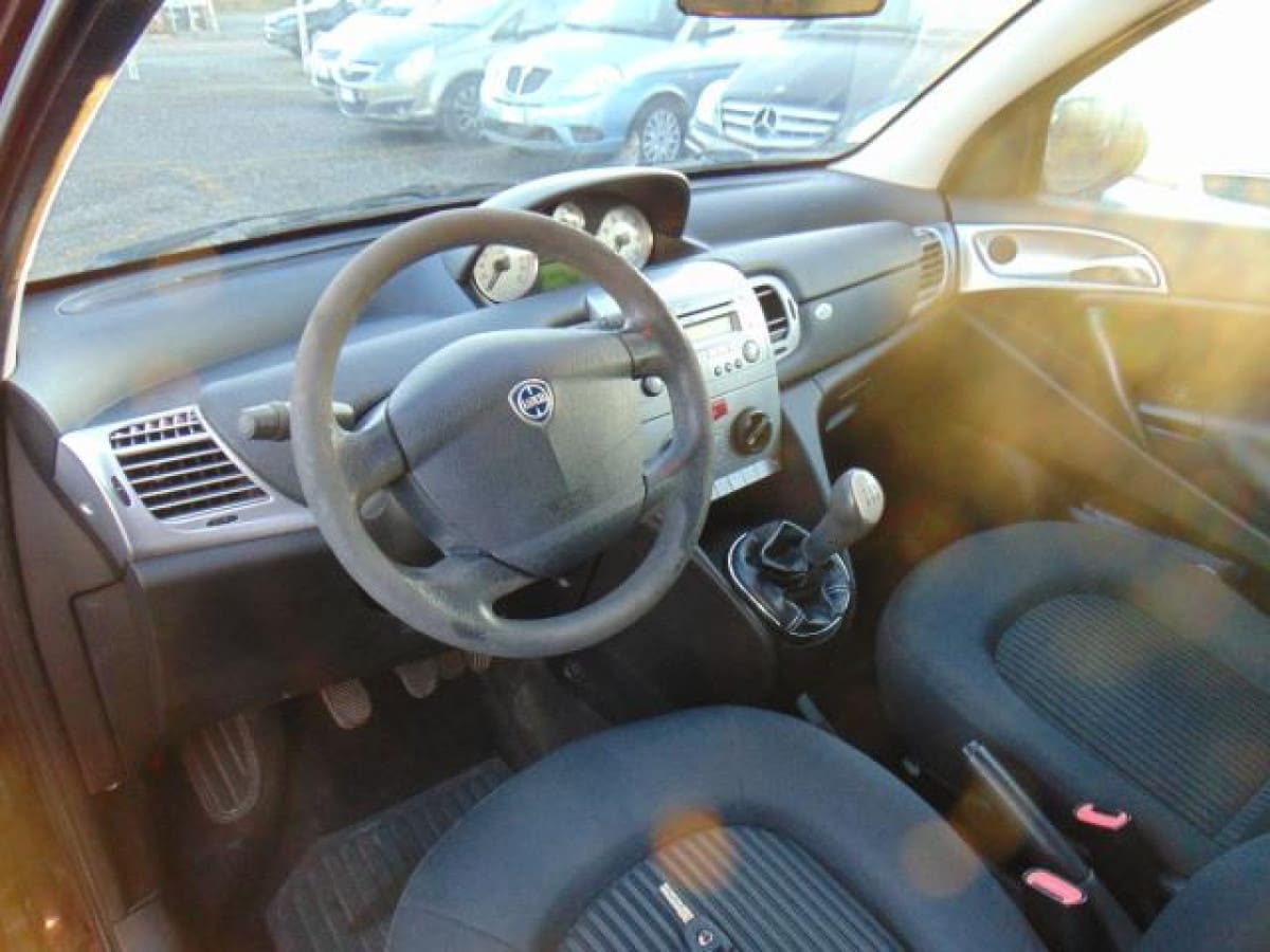 image desc