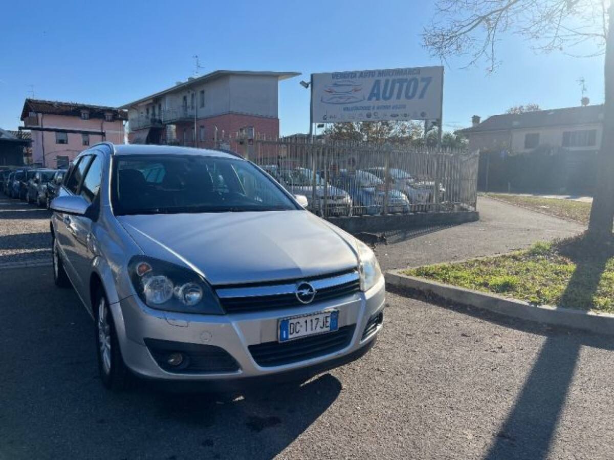 OPEL Astra 3ª serie Usata prezzo e caratteristiche tecniche Auto Usate