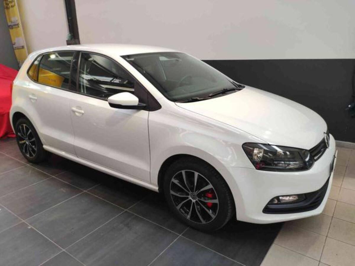 VOLKSWAGEN Polo 5ª serie Usata prezzo e caratteristiche tecniche Auto