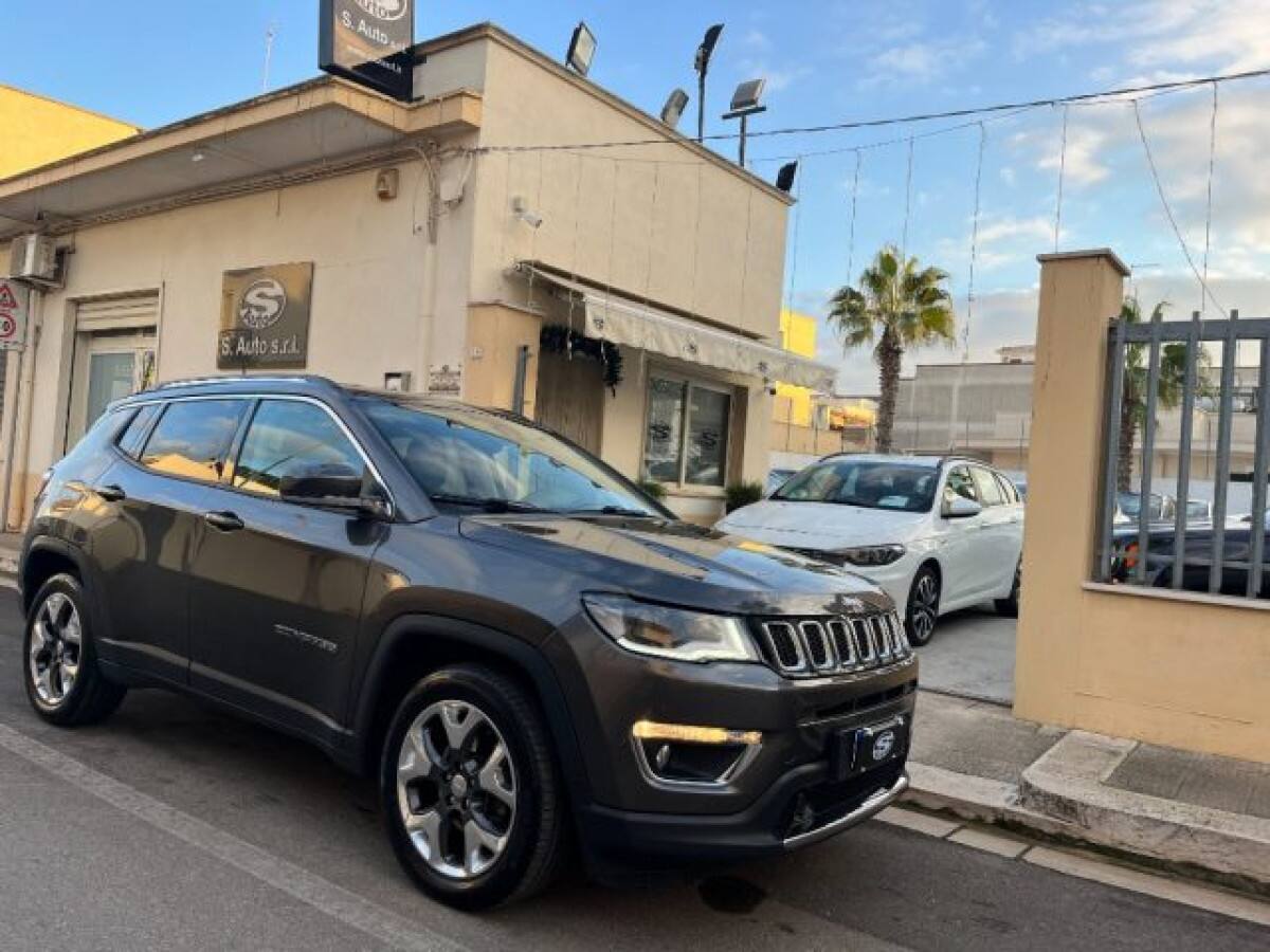 JEEP Compass 2ª serie Usata prezzo e caratteristiche tecniche Auto Usate
