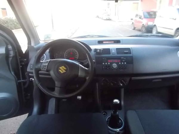 image desc