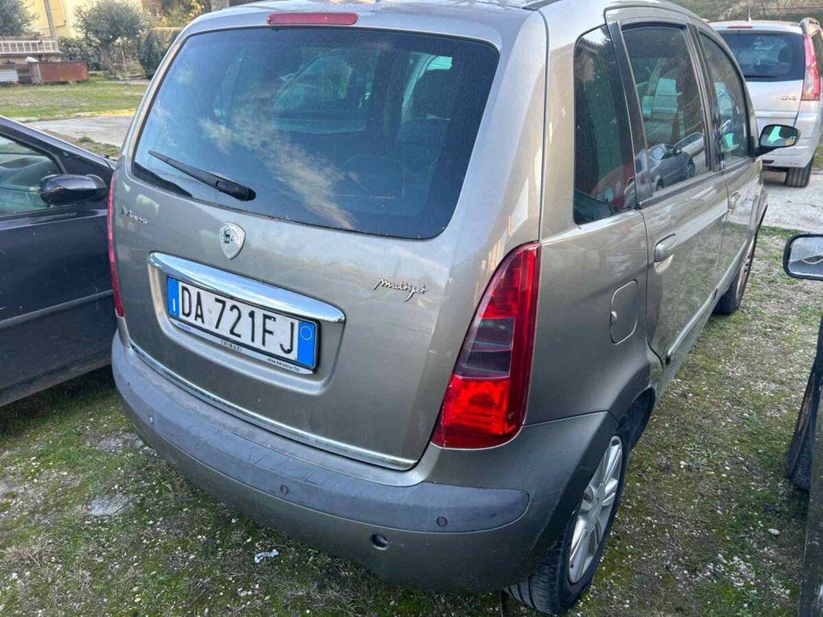 image desc