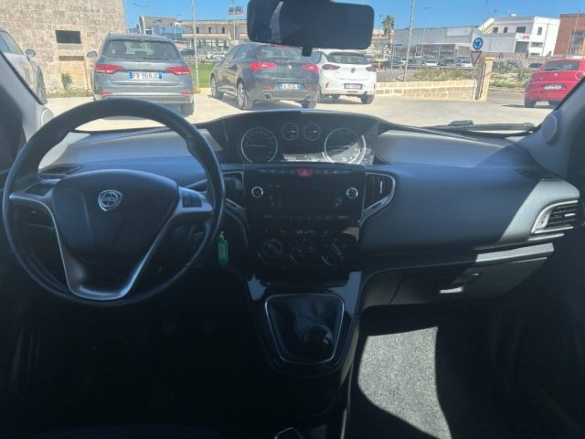 image desc