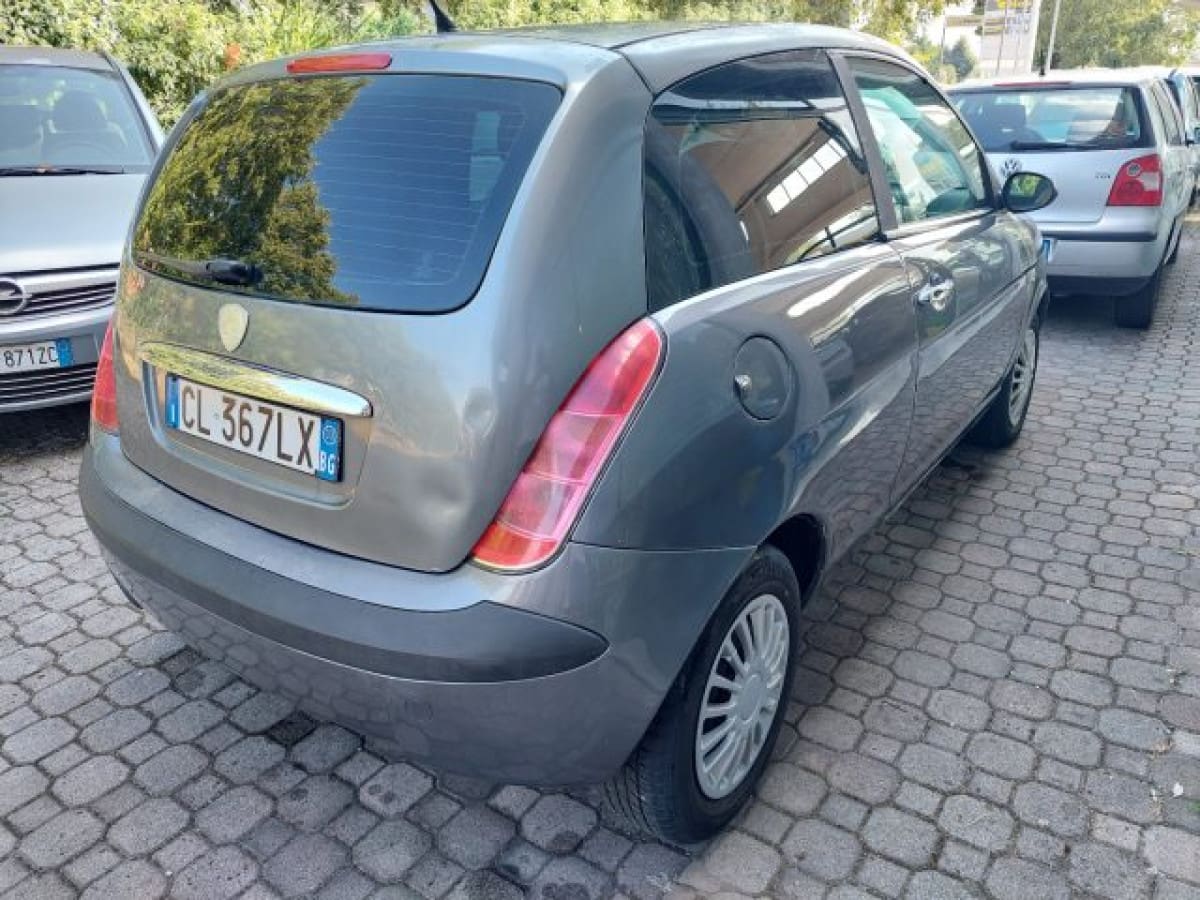 image desc