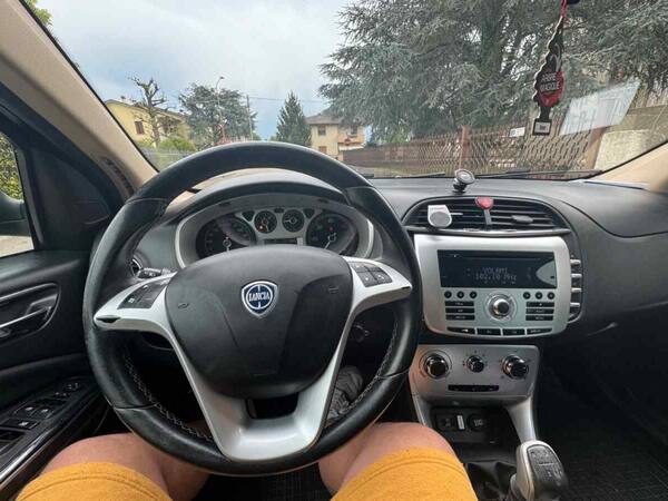 image desc