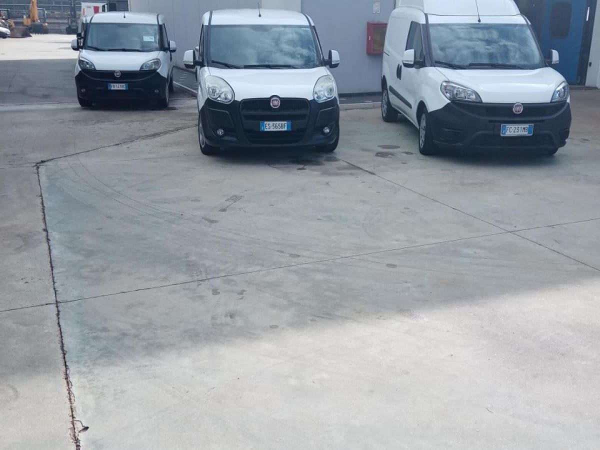 image desc
