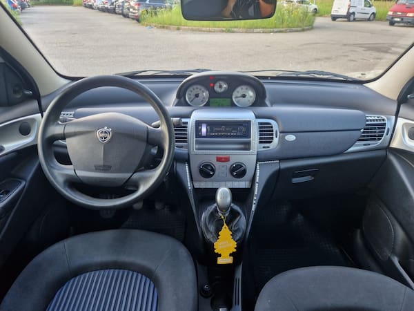 image desc