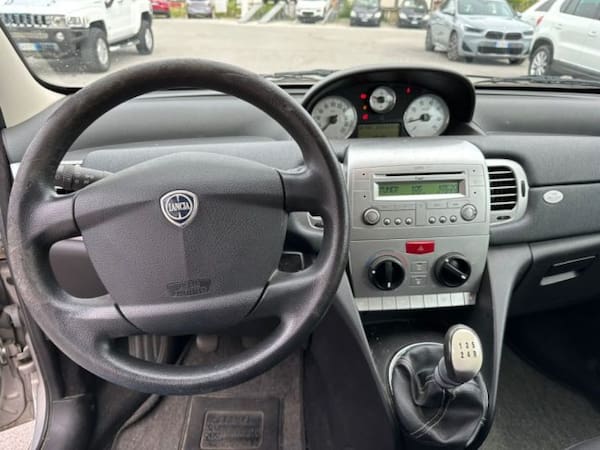 image desc