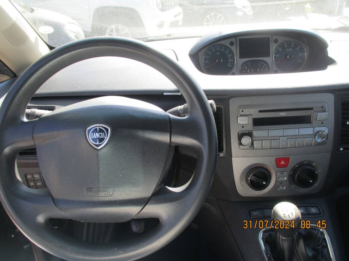 image desc