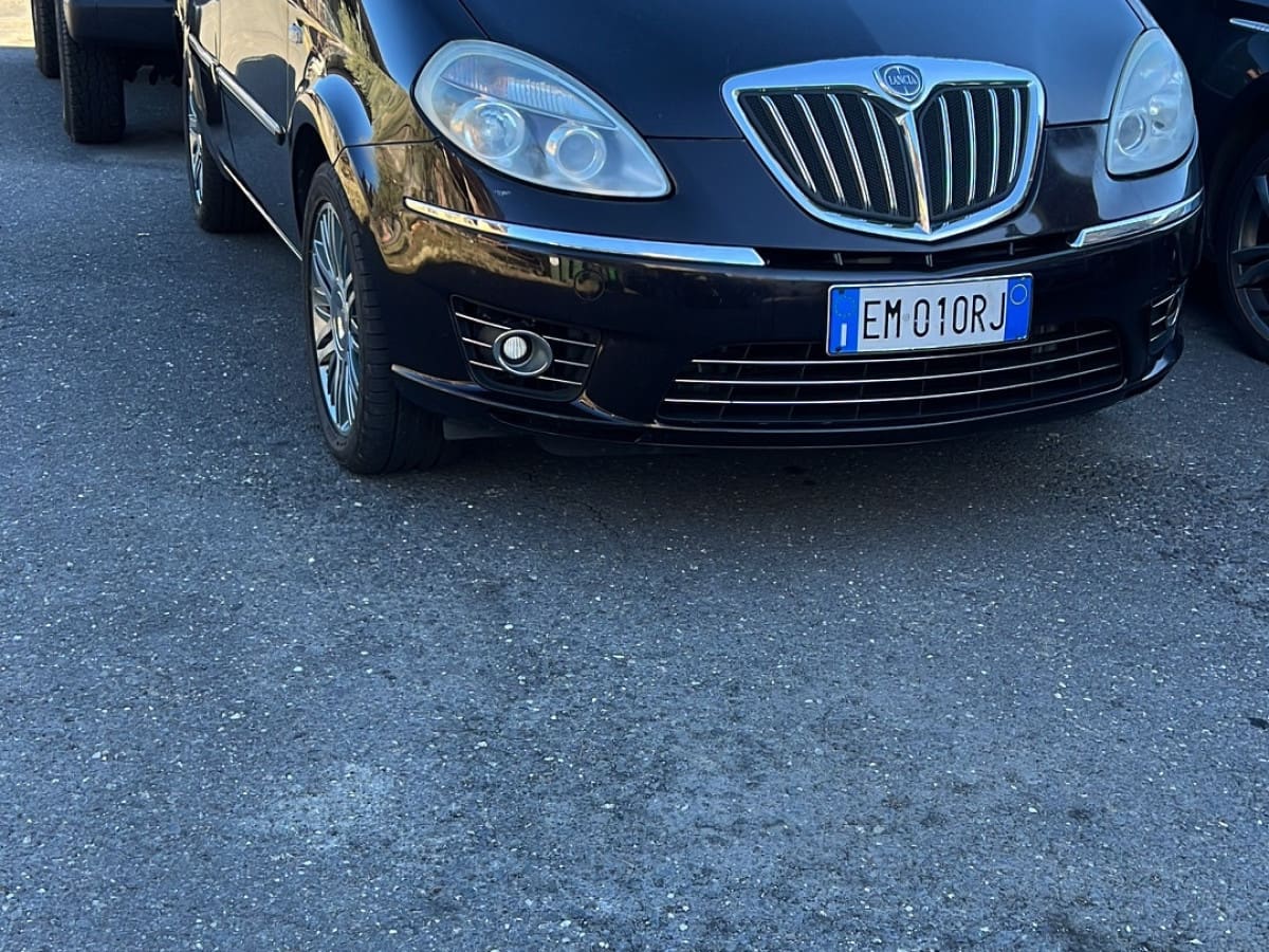 image desc