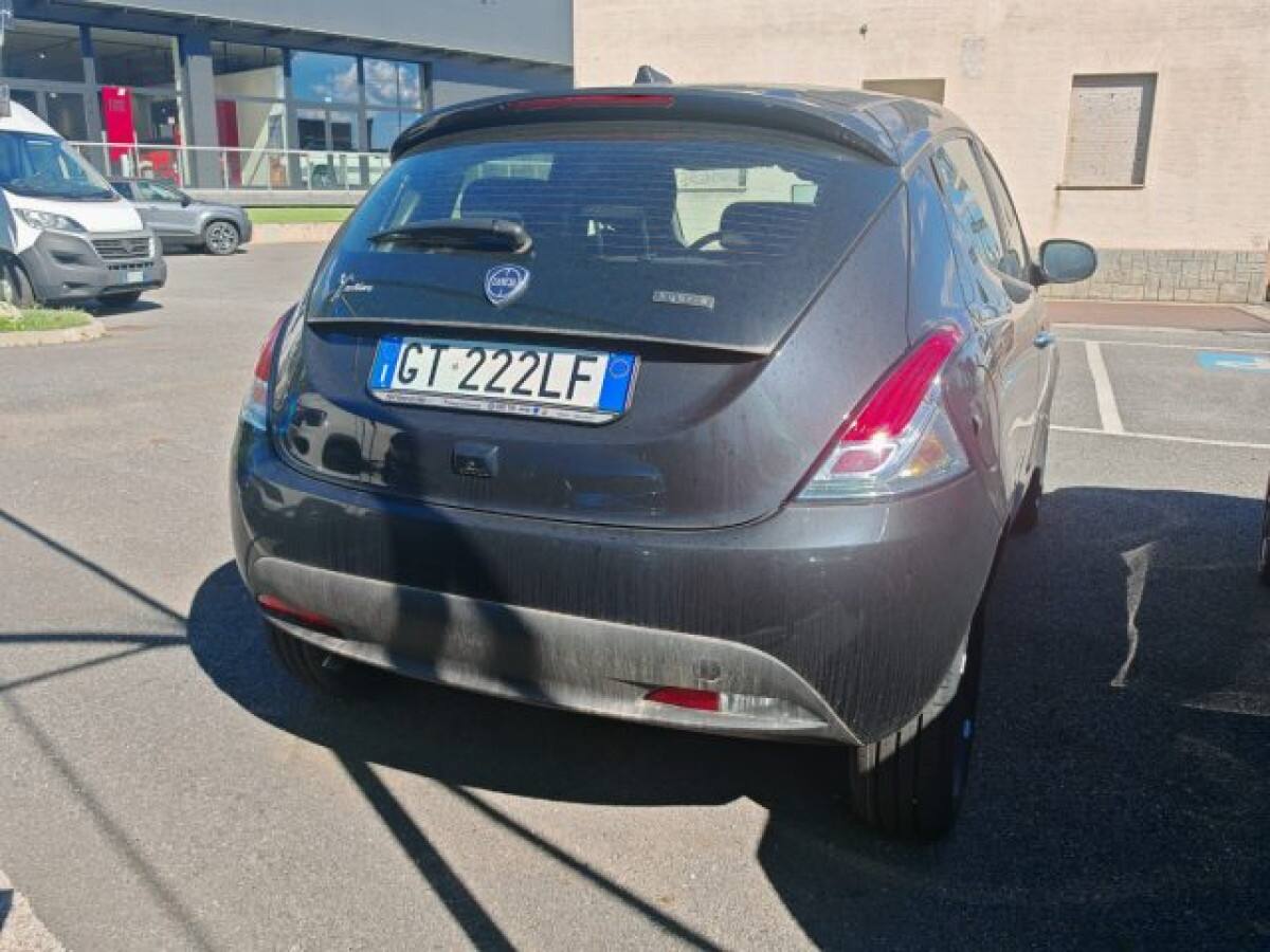 image desc