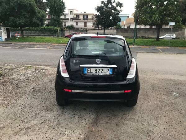 image desc
