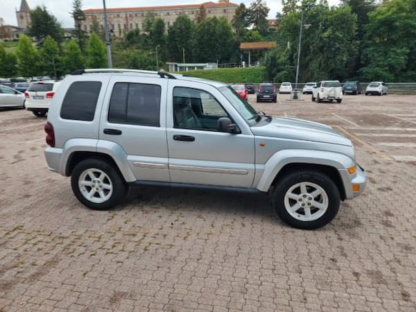 image desc
