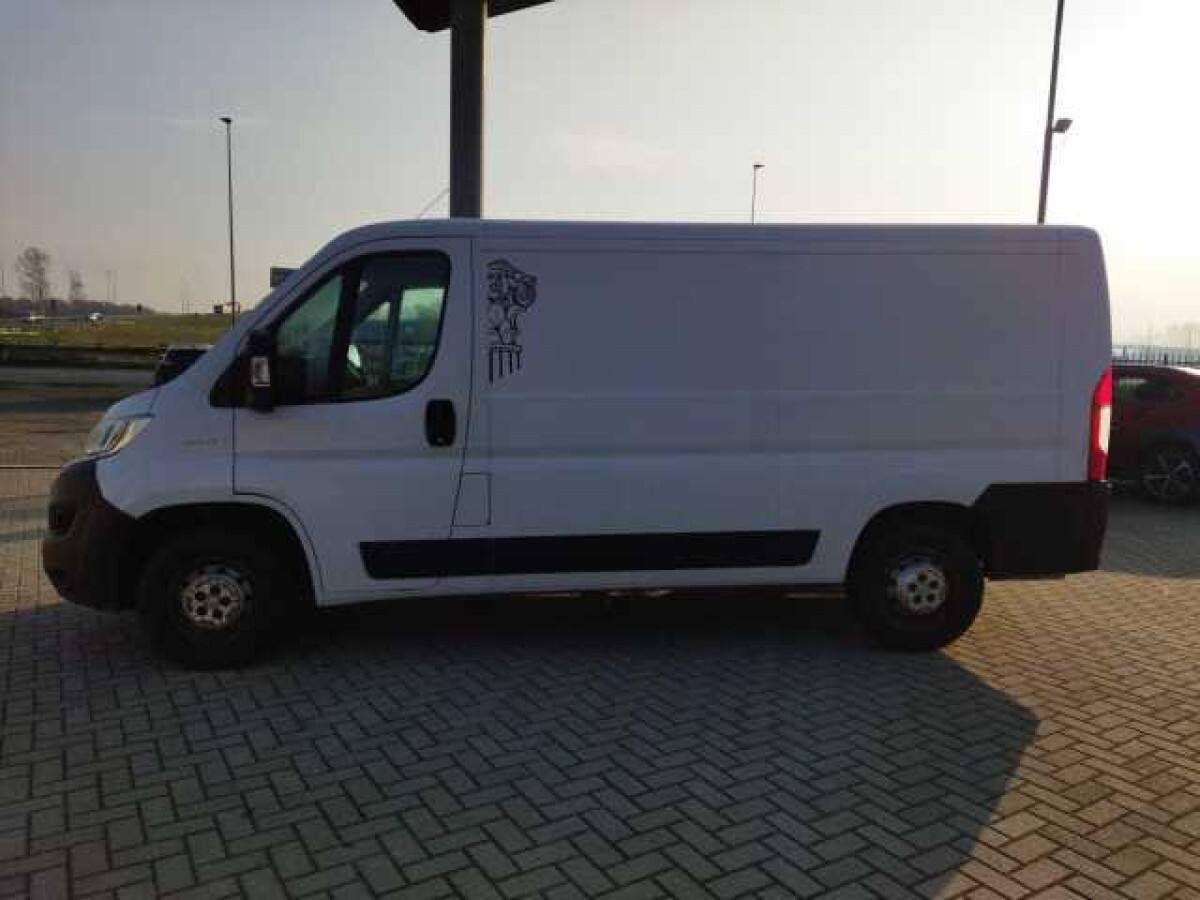 image desc