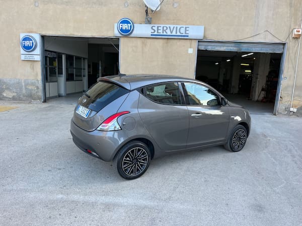 image desc