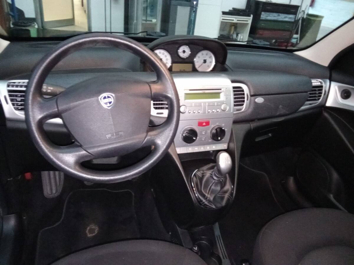 image desc