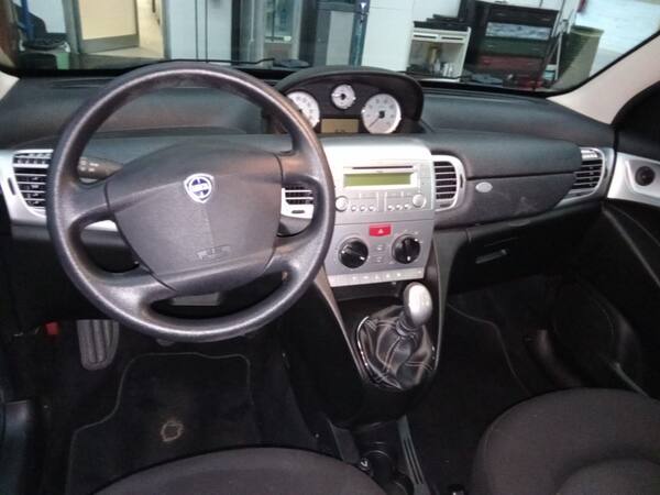 image desc
