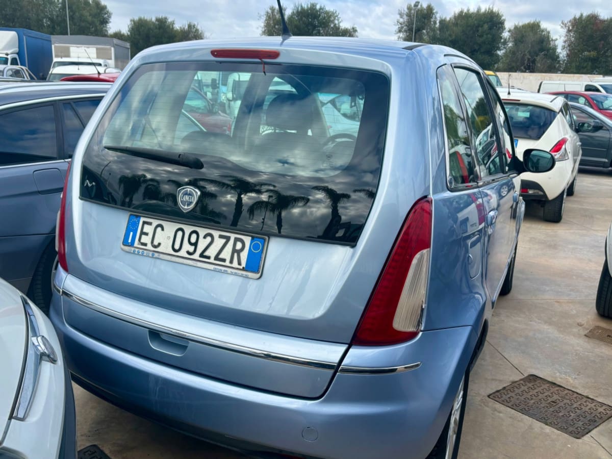 image desc