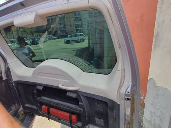 image desc