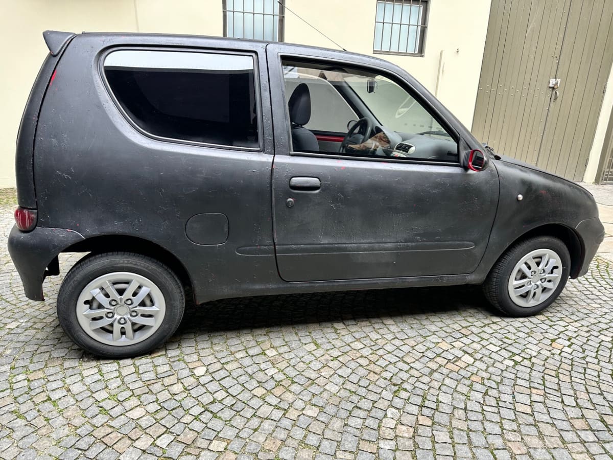 image desc