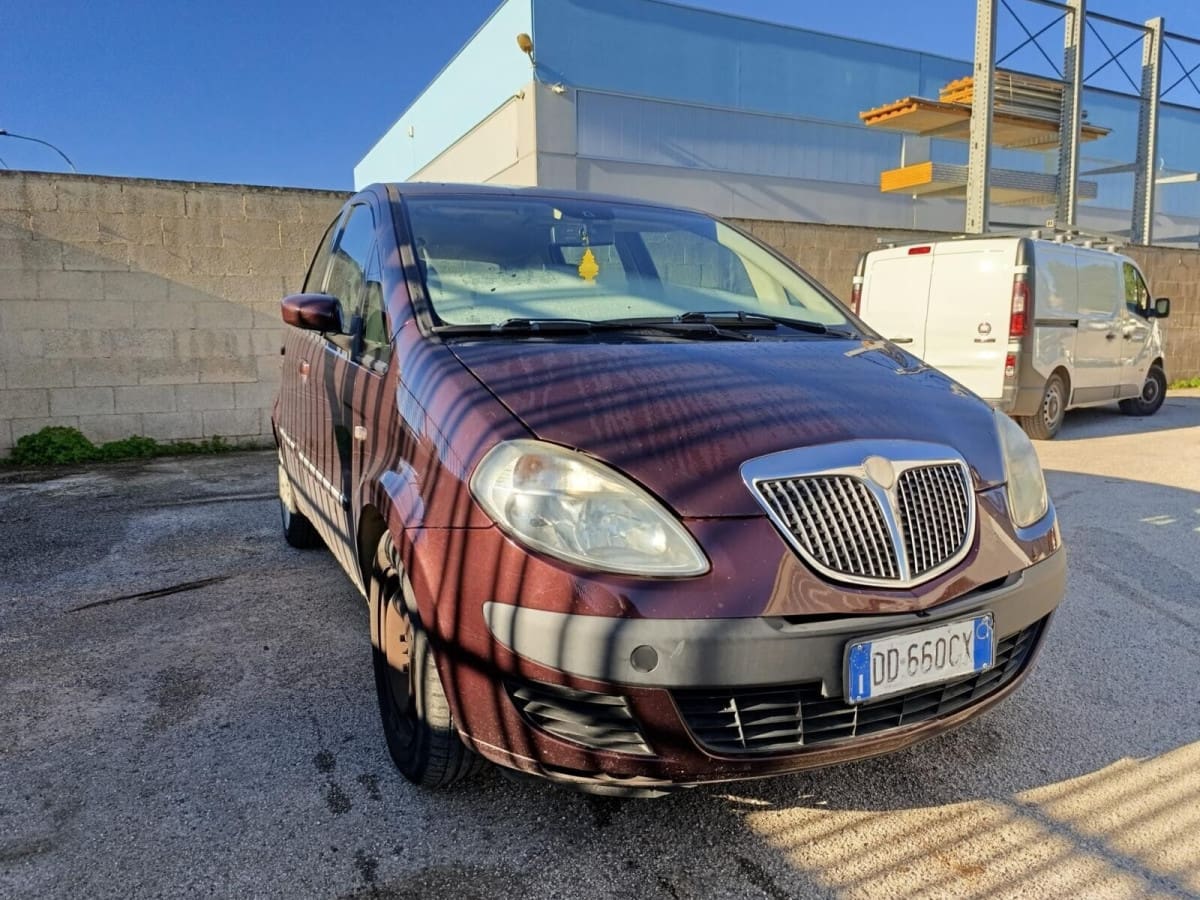 image desc