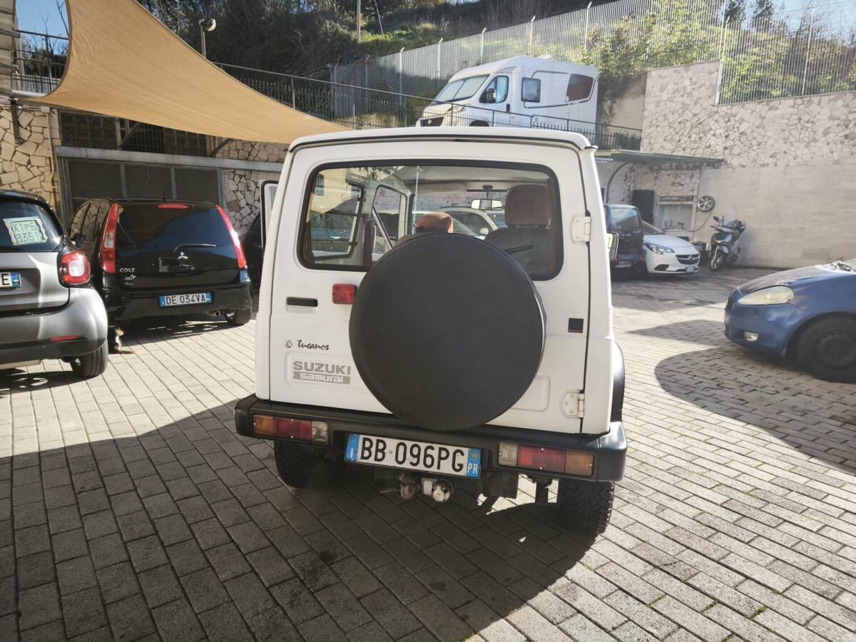 image desc