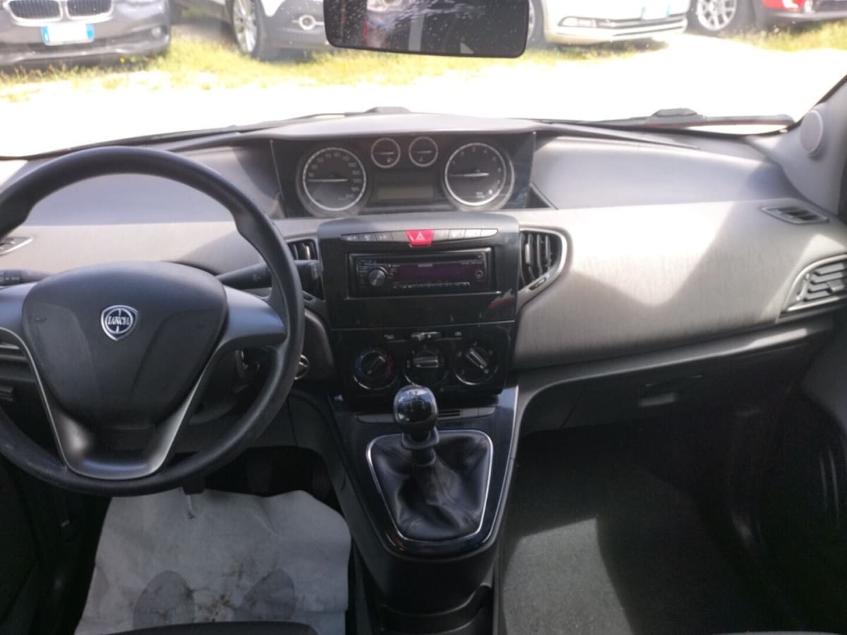 image desc