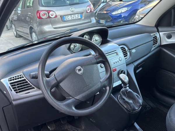 image desc