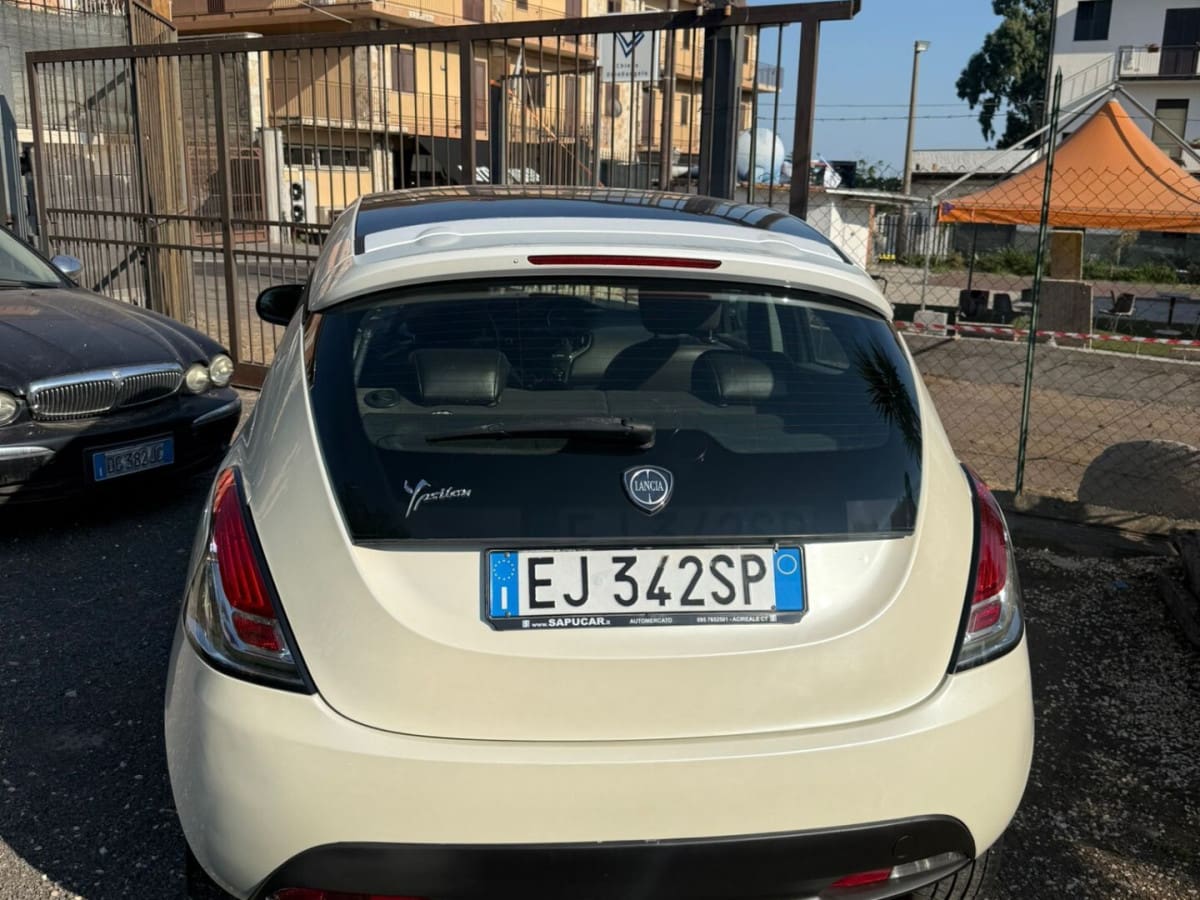 image desc