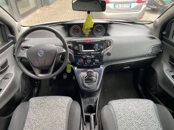 image desc