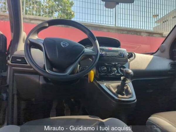 image desc