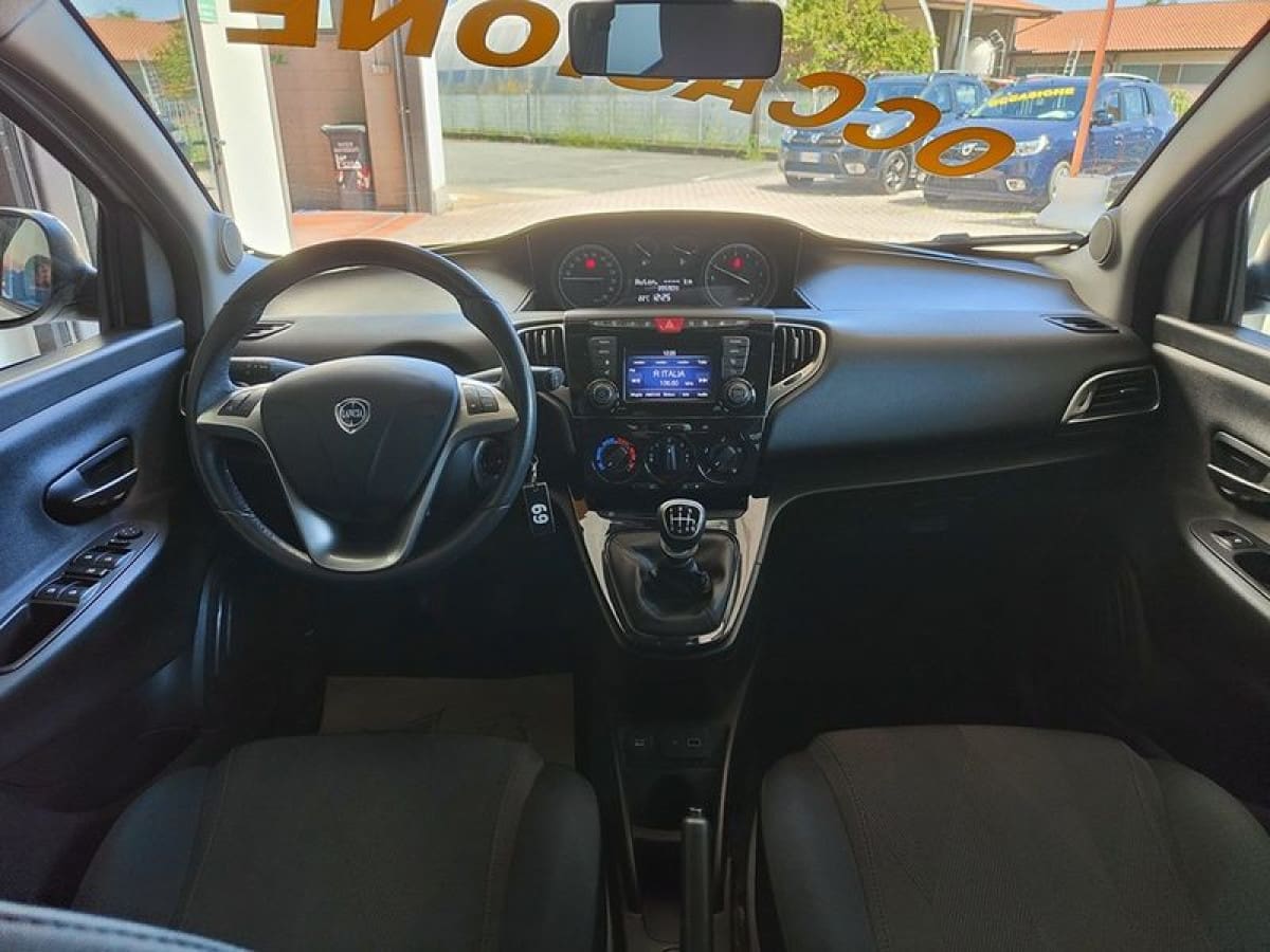 image desc