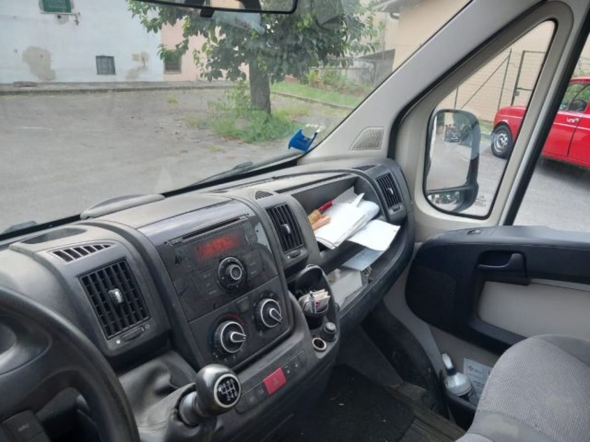 image desc