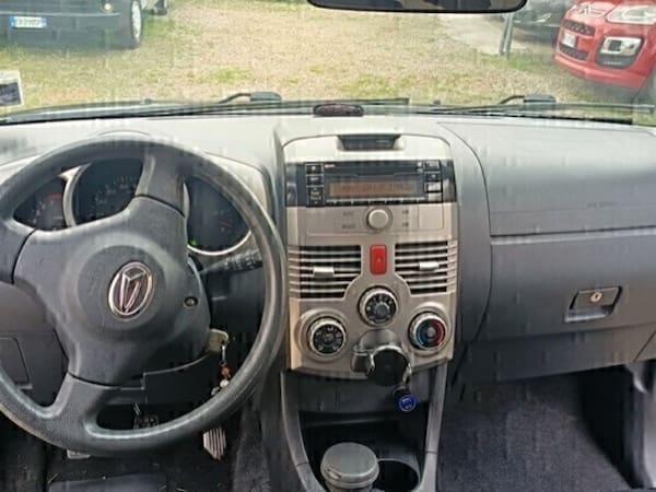 image desc
