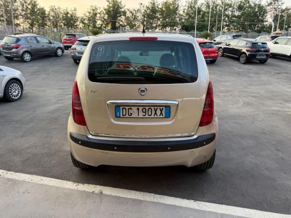 image desc