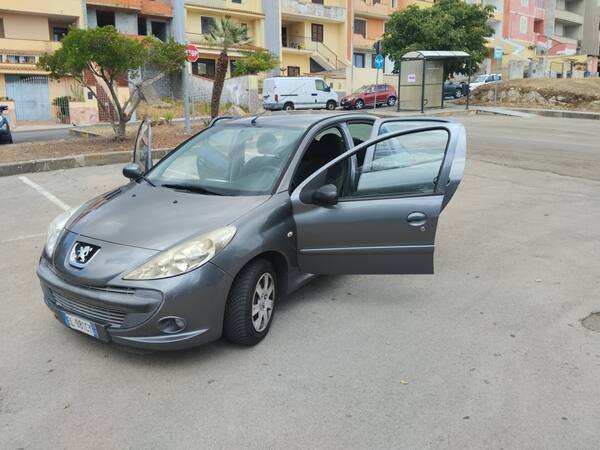 image desc