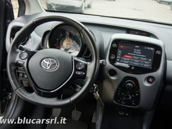 image desc