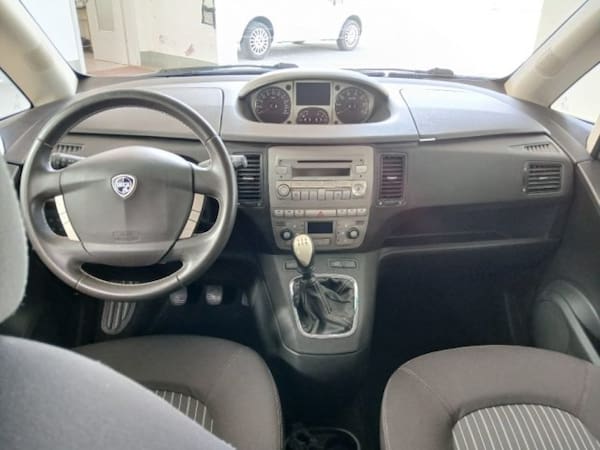 image desc