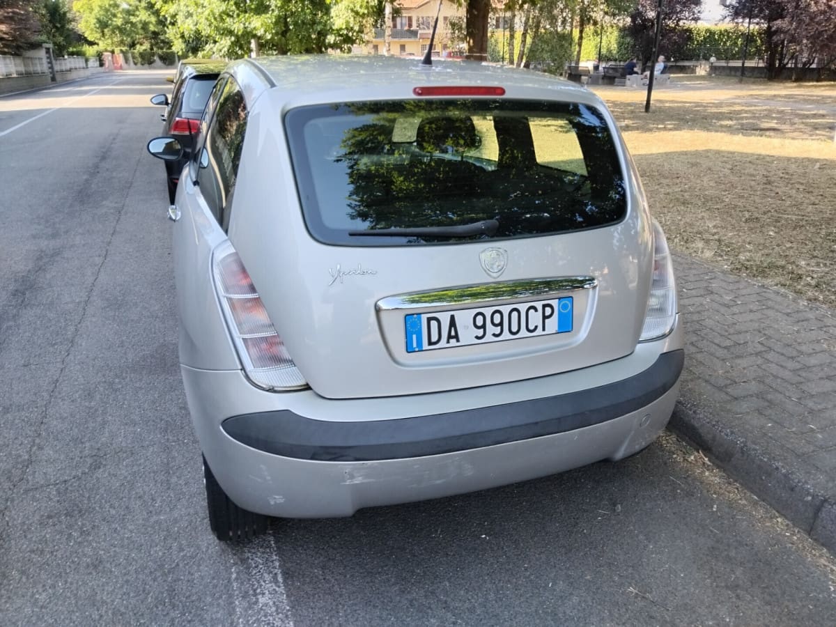 image desc