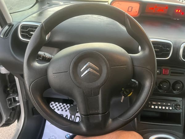 image desc