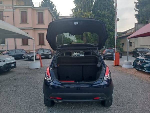 image desc