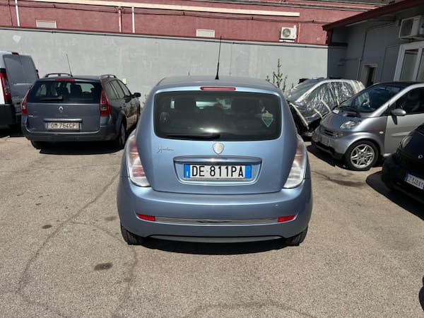 image desc